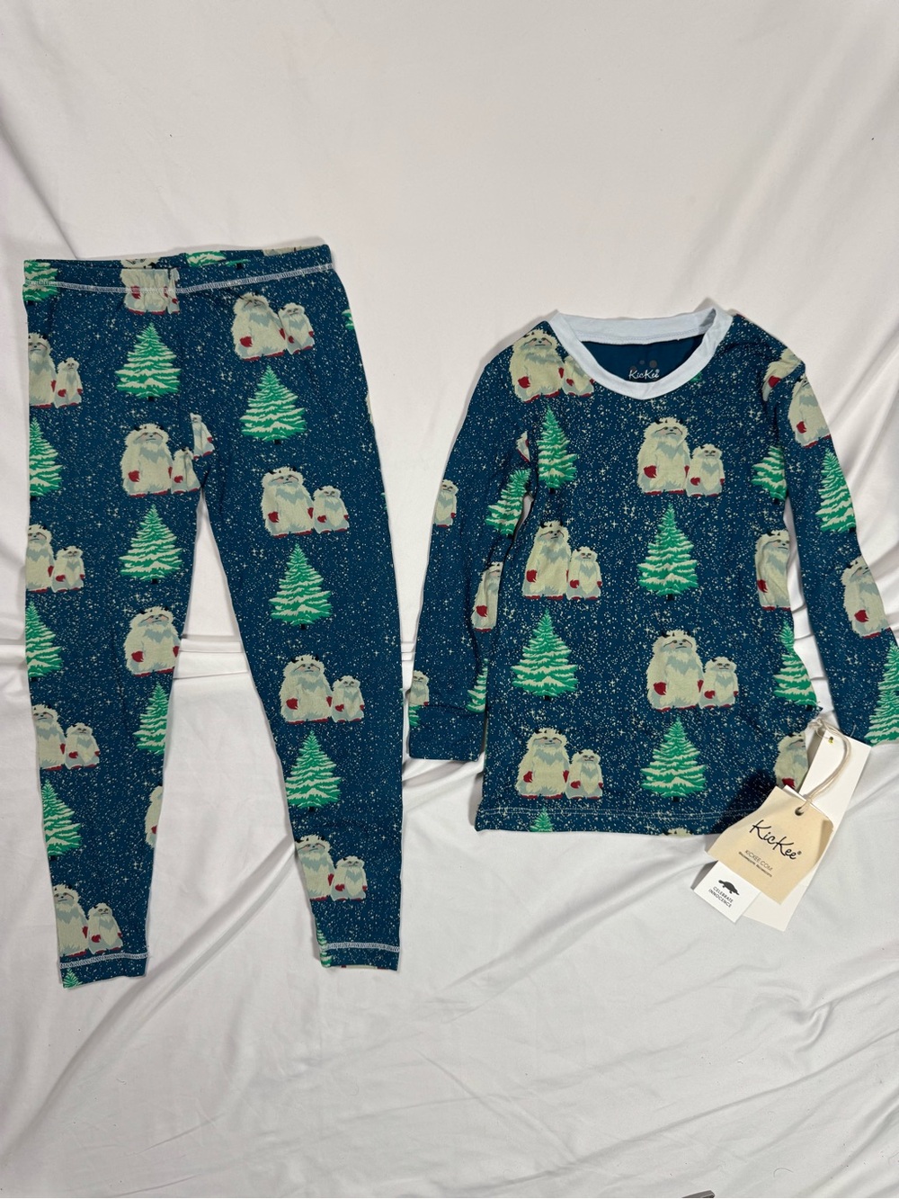 Navy Polar Bear & Tree Long-Sleeve Pajama Set